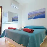 Bed And Fly Near 2 Fontanarossa 800mt Aeroporto Bed & Breakfast Catania