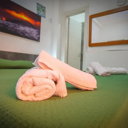 Bed And Fly Near 2 Fontanarossa 800mt Aeroporto 3* Catania