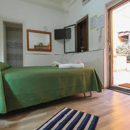 Couette-café Bed And Fly Near 2 Fontanarossa 800mt Aeroporto Catane